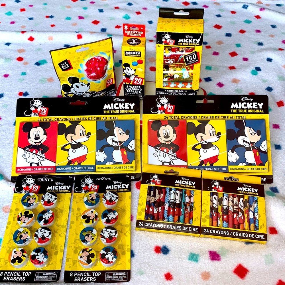 Mickey Mouse Stationary, Coloring, Bath Bundle Set